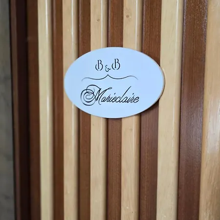 לינה וארוחת בוקר Marieclaire סלרנו